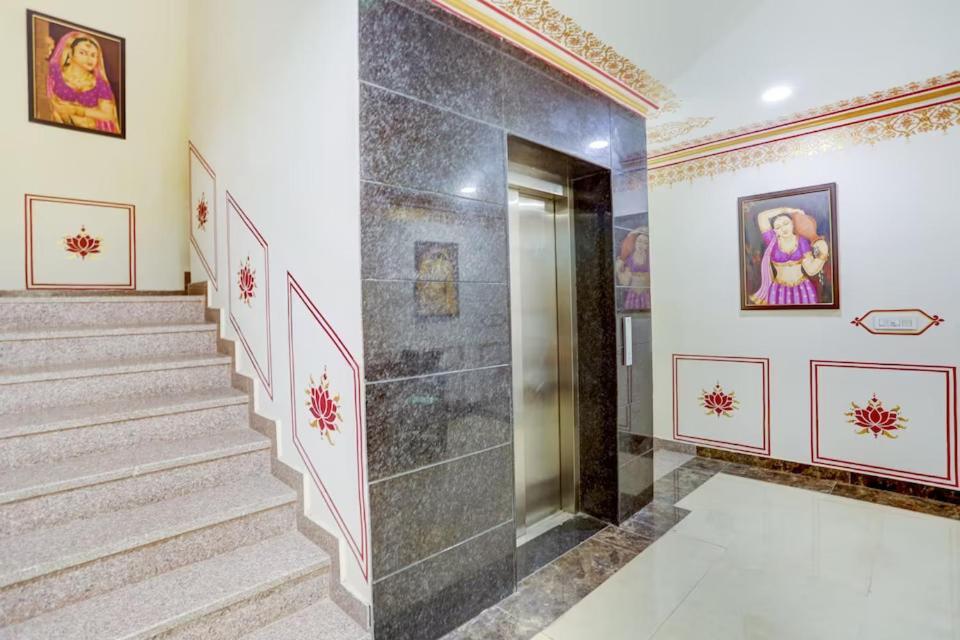 The Royal Ville Agra - Family & Corporate Hotel 외부 사진