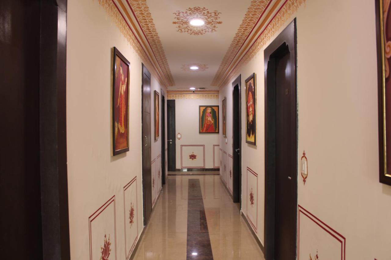 The Royal Ville Agra - Family & Corporate Hotel 외부 사진
