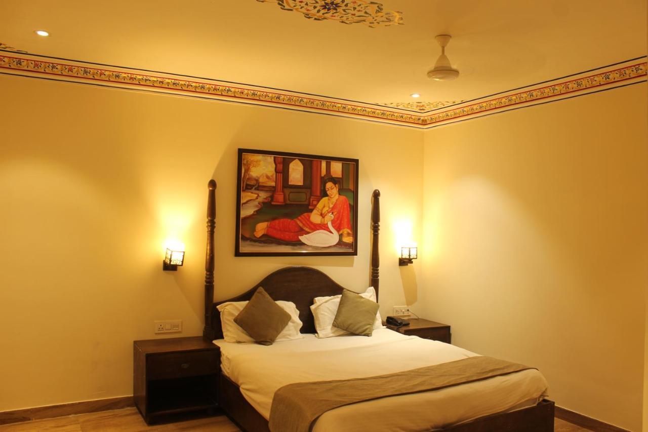 The Royal Ville Agra - Family & Corporate Hotel 외부 사진
