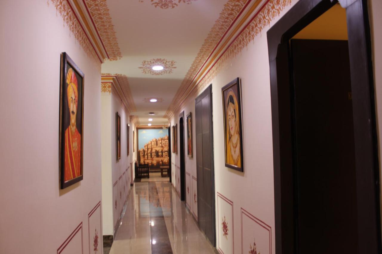The Royal Ville Agra - Family & Corporate Hotel 외부 사진