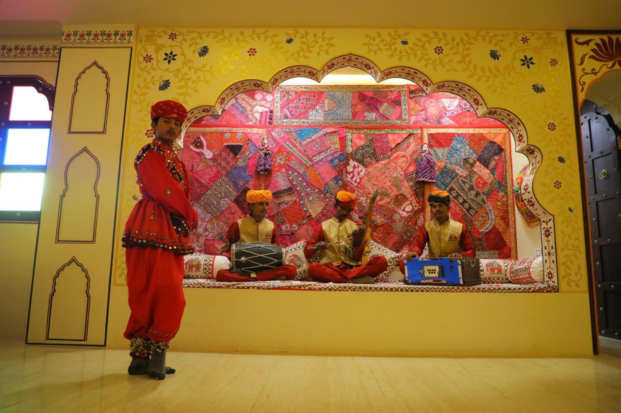 The Royal Ville Agra - Family & Corporate Hotel 외부 사진