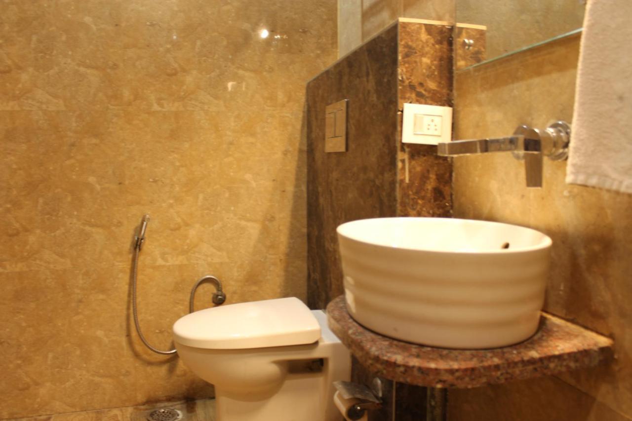 The Royal Ville Agra - Family & Corporate Hotel 외부 사진