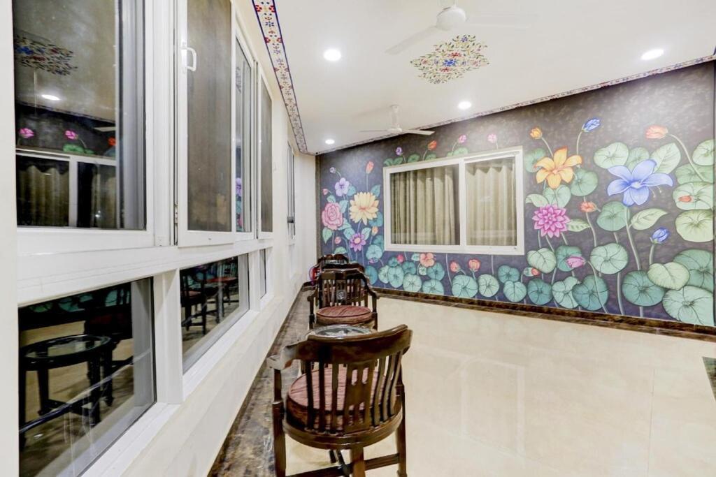 The Royal Ville Agra - Family & Corporate Hotel 외부 사진