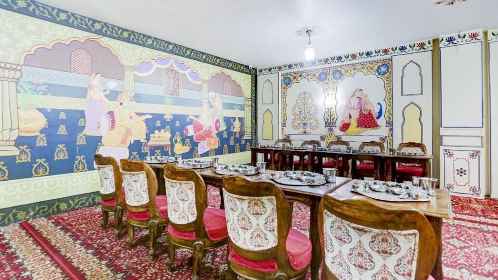 The Royal Ville Agra - Family & Corporate Hotel 외부 사진